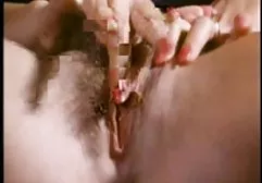 Der Mann wollte teen titten tube nachts eine reife Frau ficken und sie für geilen Sex wecken