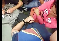 Wunderschöne Fotze eines geilen reifen tittstube Pornostars genießt Fingerspiele