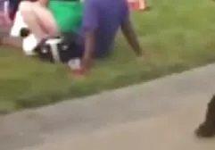 Der Bösewicht hat einer thailändischen Freundin einen monstertitt Schwanz eingeschlagen und ihr einen Orgasmus beschert