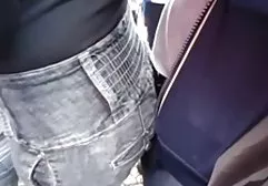 Weibliches Ringen ähnlich Liebesspielen riesen busen sex