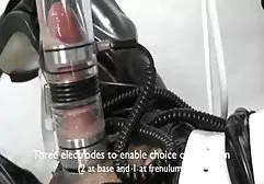 Junges versautes Mädchen mit glatter rosafarbener süßer Pussy titten free porn