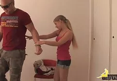 Gegenseitige Spiele mit große titten porn der Muschi zweier Lesben