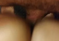 Langbeinige junge Blondine fickt zum stramme titten porn ersten Mal vor der Kamera