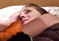 Der Schwarze fickt die reife Frau im dicke titten porn tube Bett auf unterschiedliche Weise